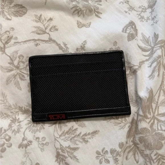 TUMI Black Card Holder - Picture 3 of 3